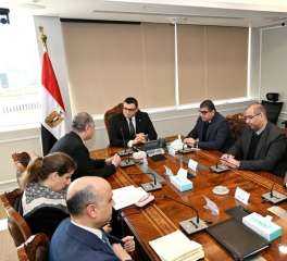 وزير الإسكان يتابع موقف منطقة...