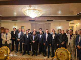 السفير المصري في العراق يلتقى...