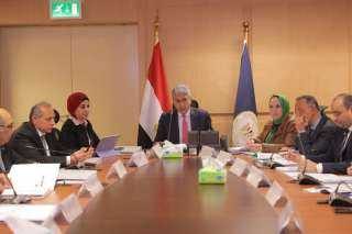 وزير السياحة والآثار يترأس اجتماع...