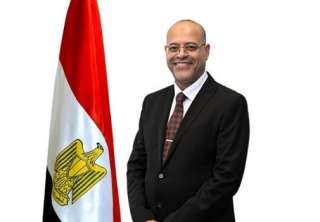 وزير العمل : رفع الإيقاف...