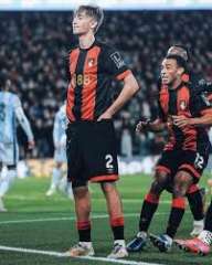 ريال مدريد يراقبدين هويسن لاعب...