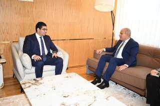 السفير المصري في الرباط يلتقي...