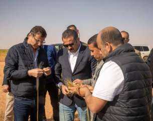 وزير الزراعة ورئيس جهاز مستقبل...