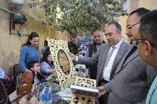 محافظ المنيا يؤكد نعيش أزهى...