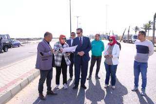 محافظ دمياط يتابع تطورات الموقف...