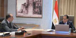 رئيس الوزراء يستعرض خطوات واجراءات...