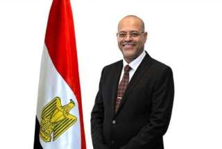 وزير العمل : الأول والثاني...