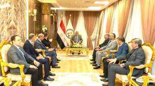 وزير الإنتاج الحربي يستقبل السفير...