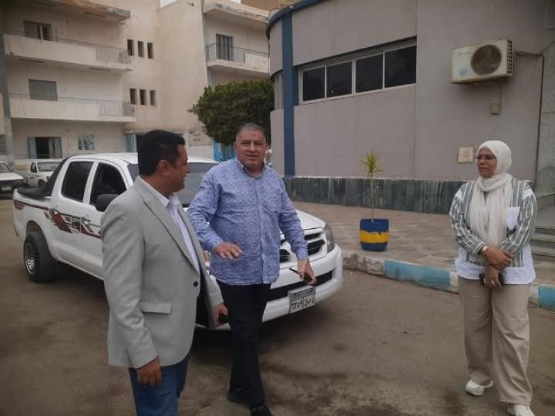 متابعة المرافق والخدمات العامة والنظافة ومنع التعديات وتلقي شكاوي المواطنين علي مستوي أحياء السويس
