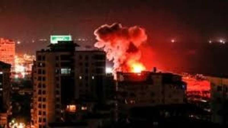 القاهرة الإخبارية: ارتفاع عدد ضحايا غارات الاحتلال على غزة منذ فجر اليوم لـ76 شهيدا