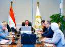 وزيرة البيئة تعقد اجتماعًا للجنة...