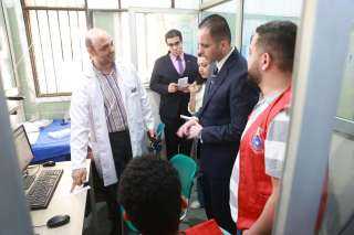 نائب وزير الصحة يتفقد مستشفى...