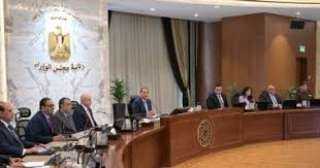 رئيس الوزراء يتابع مستجدات الموقف...
