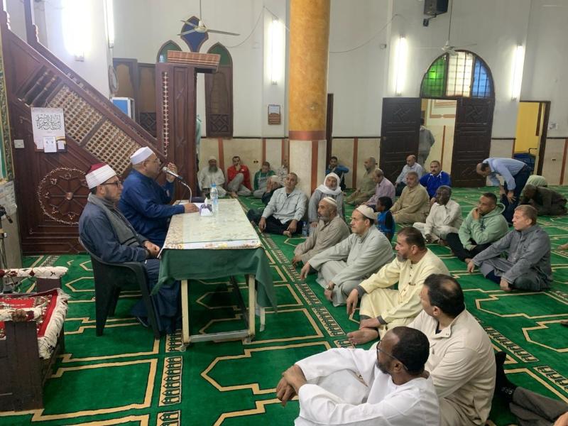 الأوقاف تعقد 108 ندوات علمية تحت عنوان ”حرمة رشق وسائل المواصلات بالحجارة”