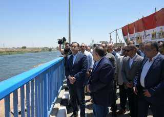رئيس الوزراء يفتتح مشروع كوبري...
