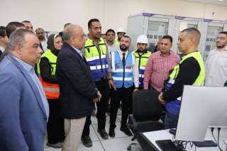 وزير الكهرباء يتفقد محطات محولات...