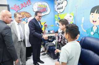 نائب رئيس مجلس الوزراء يشيد...