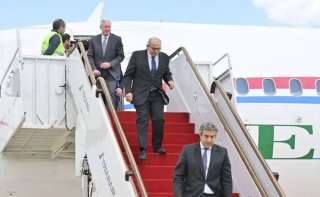 رئيس وزراء لبنان يصل دمشق...
