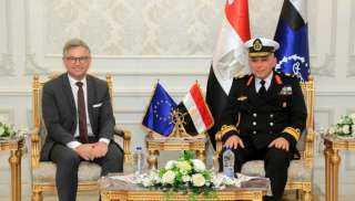 لتعزيز الأمن البحري.. مصر تستلم...