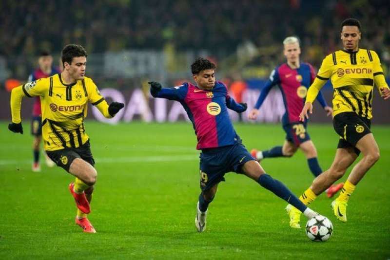 برشلونة ضد بوروسيا دورتموند