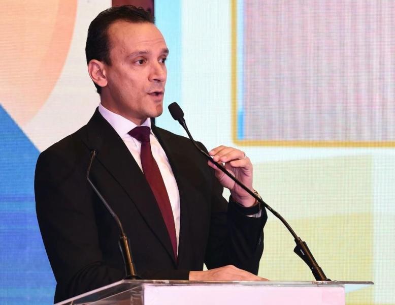 الدكتور عبدالخالق إبراهيم