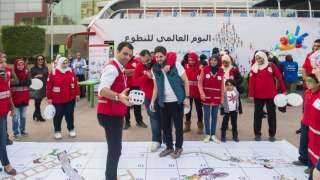 عامان من العطاء: الهلال الأحمر...