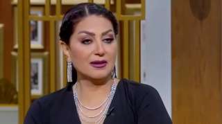وفاء عامر تدعم سلاف فواخرجي...