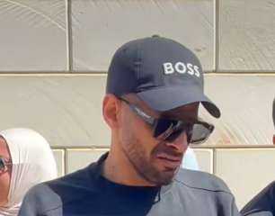 البكاء يغالب حمدي الميرغني في...