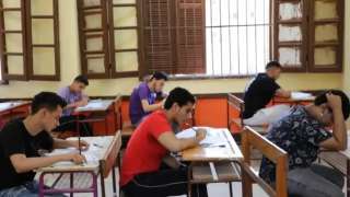 التعليم تعلن مواعيد امتحانات الترم...