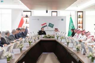 انطلاق المشاورات الدبلوماسية بين مصر...