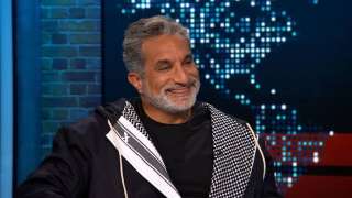 باسم يوسف يخضع لعملية جراحية...