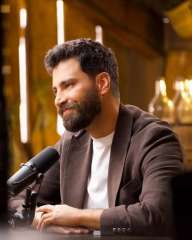 مسلسل أنا أنت.. أنت مش...