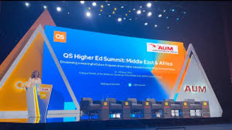 قمة QS العالمية