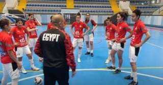 منتخب مصر للسيدات يخسر بثلاث...