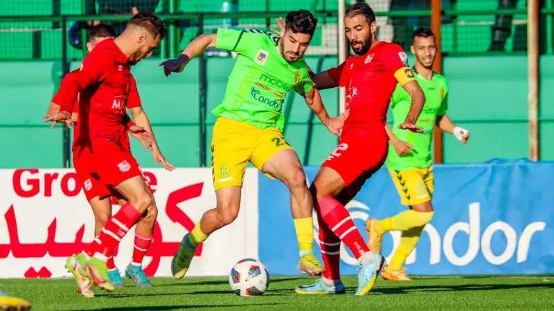 مباراة شبيبة القبائل ضد شباب بلوزداد