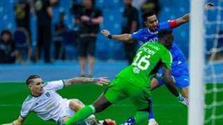 موعد مباراة الهلال ضد الأهلي...