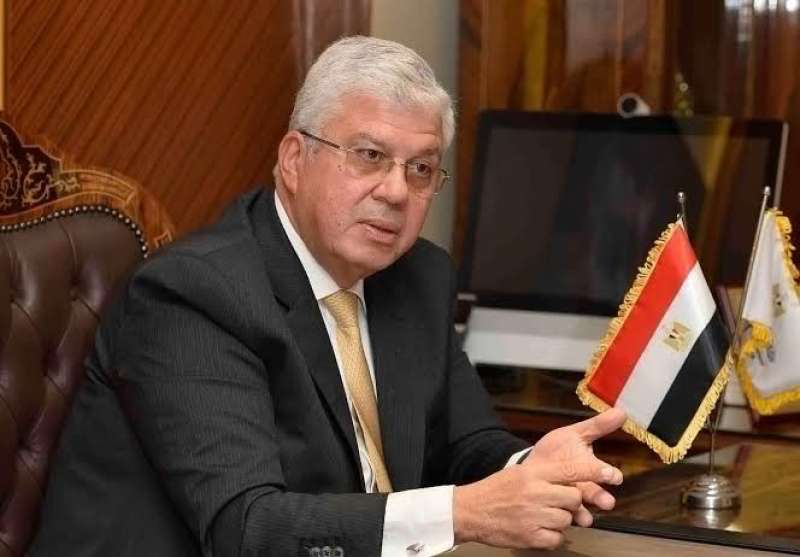 وزير التعليم العالي والبحث العلمي