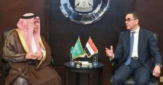 مصر والسعودية تواصلان تعزيز التعاون...