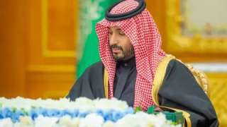 السعودية تطلب من البنوك استئناف...