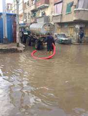 أمطار قطور تُفجر الكهرباء.. والمياه...