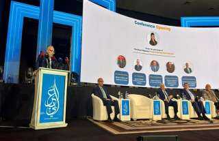 وزير الموارد المائية والري: قطاع...