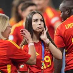 أزمة عاطفية تطارد لامين يامال...