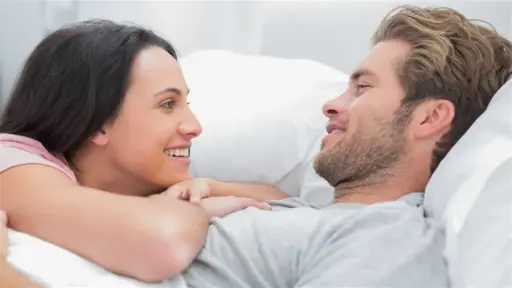 حلمت اجامع زوجتي في المنام...