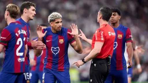 القنوات الناقلة لمباراة برشلونة اليوم...