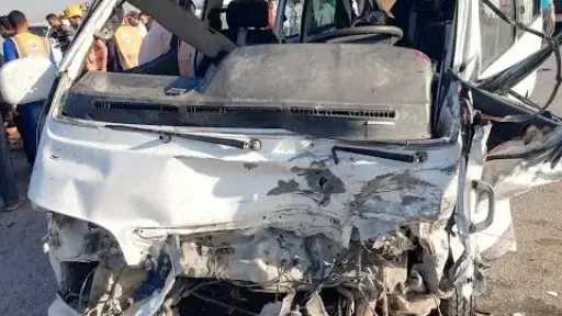 تصادم ربع نقل وميكروباص في...