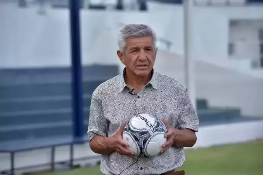 رحيل أسطورة الدفاع الأرجنتيني لويس غالفان عن عمر 77 عامًا