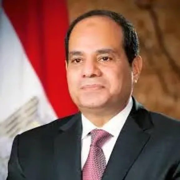الرئيس ”السيسي” يوجه البوصلة الاقتصادية.. احتياطي النقد أولاً، ومديونية أقل.. تفاصيل اجتماعه مع قيادات الدولة الاقتصادية