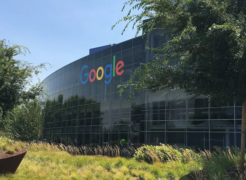 جوجل تحذر المستخدمين من سرقة الـ gmail بسبب وجود هجمات تصيد عنيفة للسرقة
