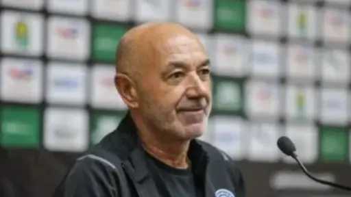 الزمالك يسرع من تسوية مستحقات...