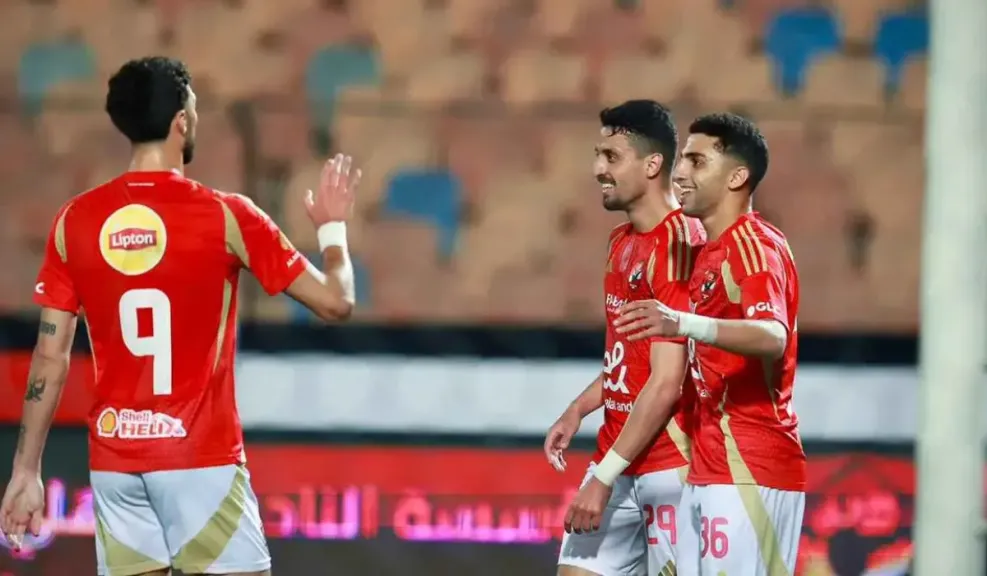 ”200 الف جنيه”.. عقوبات قاسية على الأهلي بعد إساءة جماهيره للنادي المصري